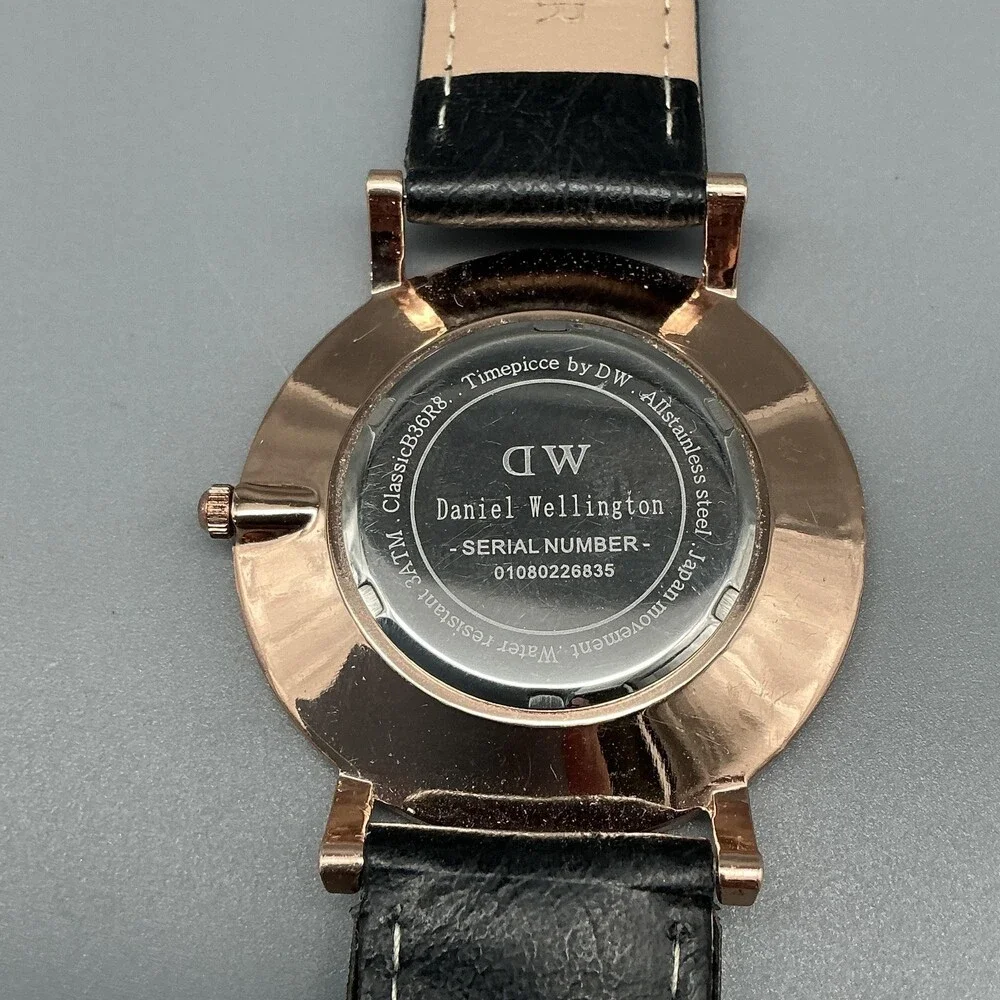 Daniel Wellington Mens Watch 40mm Black Dial Rose Gold Tone Leather New Battery